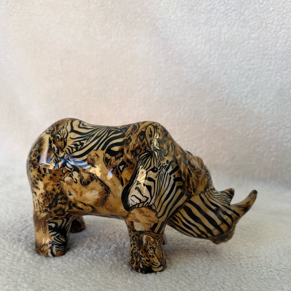La Vie Collage Safari Figurine Rhinoceros